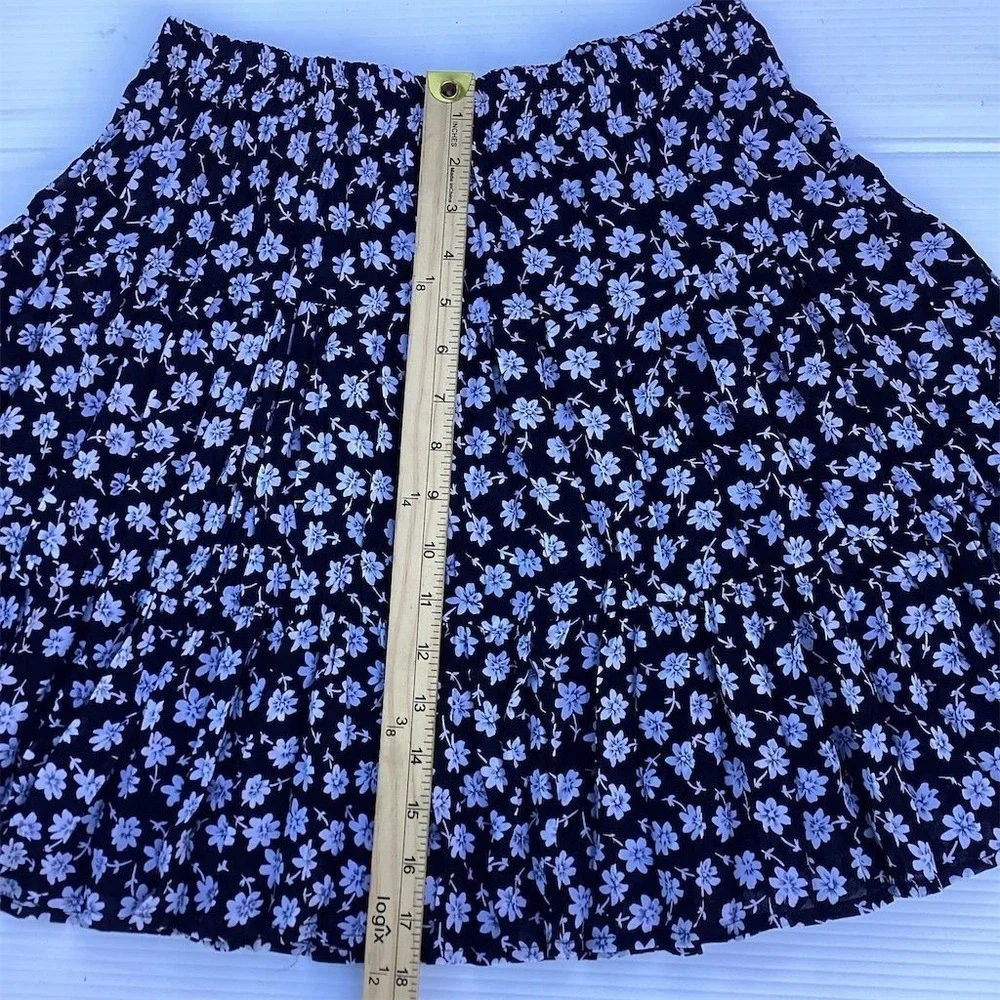 Express Women's‎ Floral Mini Skirt Blue Size S Elastic Waist